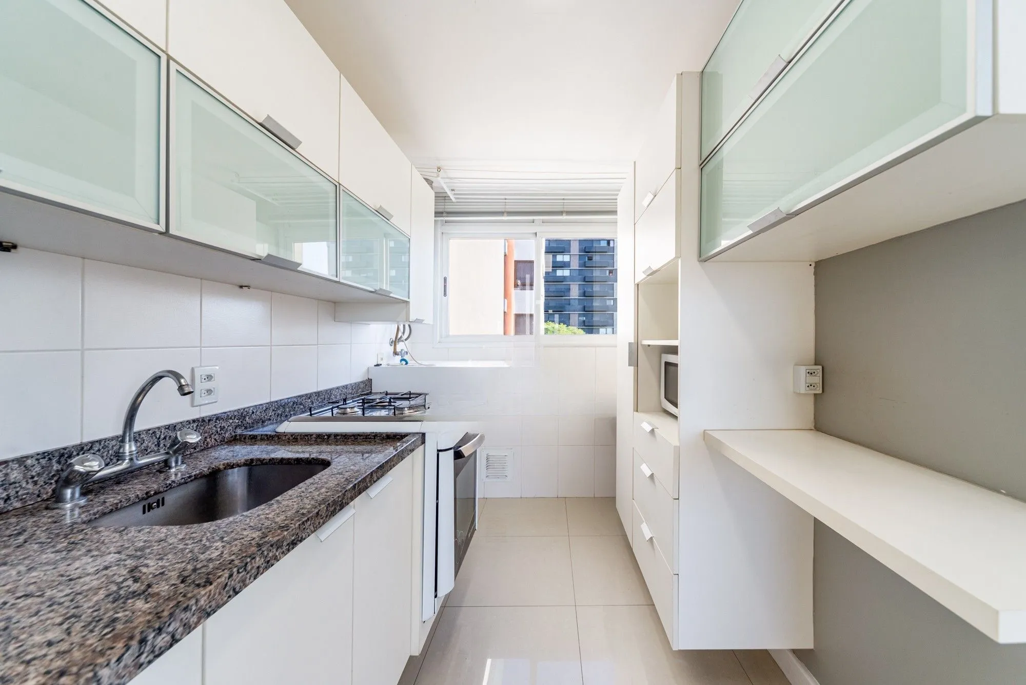 Imagem Vende-se apartamento com 1 quarto e 1 vaga - Mont'Serrat