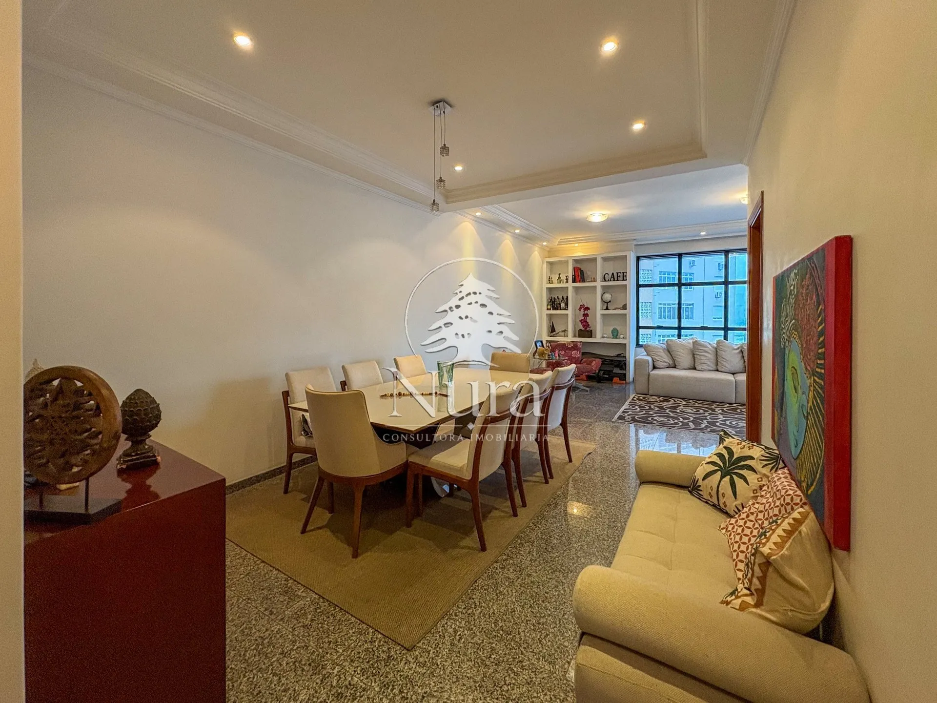 Imagem Apartamento de 3 quartos, 177m² no bairro Ponta da Praia, em Santos