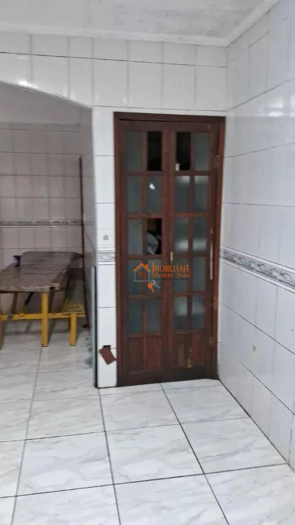 Imagem Sobrado com 2 dormitórios à venda, 250 m² por R$ 650.000,00 - Parque Continental II - Guarulhos/SP