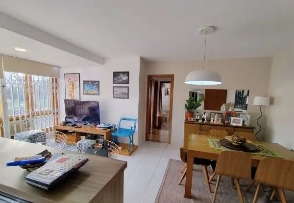 Imagem Apartamento no bairro Teresópolis de 2 dormitórios e vaga