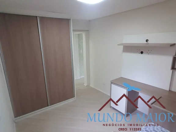 Imagem Sobrado Encantador c/ 3 dorms, 1 suíte, 6 vagas e Sacada - Jardim Las Vegas