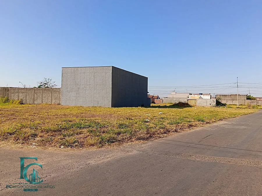 Imagem Terreno de Esquina no Residencial Solar Cardoso - Abadia