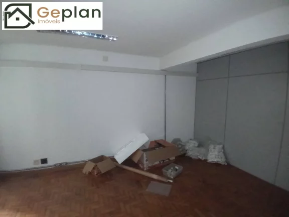 Imagem Excelente Sobrado para fins comerciais, 2 Salas, 2 Salões, 5 vagas 200m