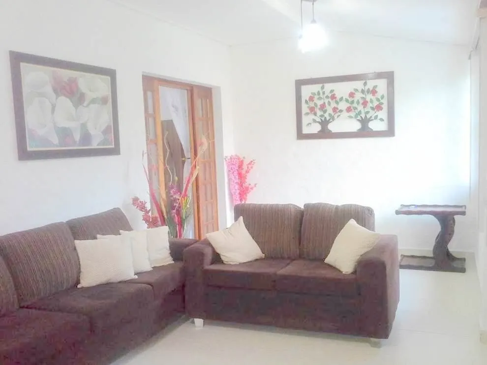 Imagem Sobrado excelente à venda, Parque Residencial Anna Guilhermina Rois Alves, Guaratinguetá, SP