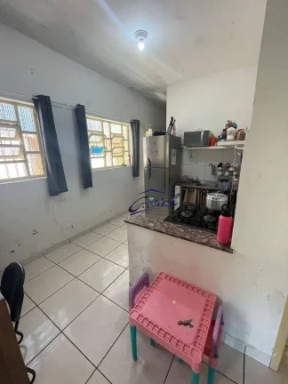 Imagem Casa com 2 dormitórios à venda, 95 m² por R$ 390.000,00 - Caiçara - Praia Grande/SP