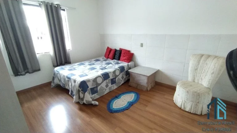 Imagem Casa linda com terreno amplo nos fundos, 03 quartos, ático, Campo Pequeno em Colombo PR