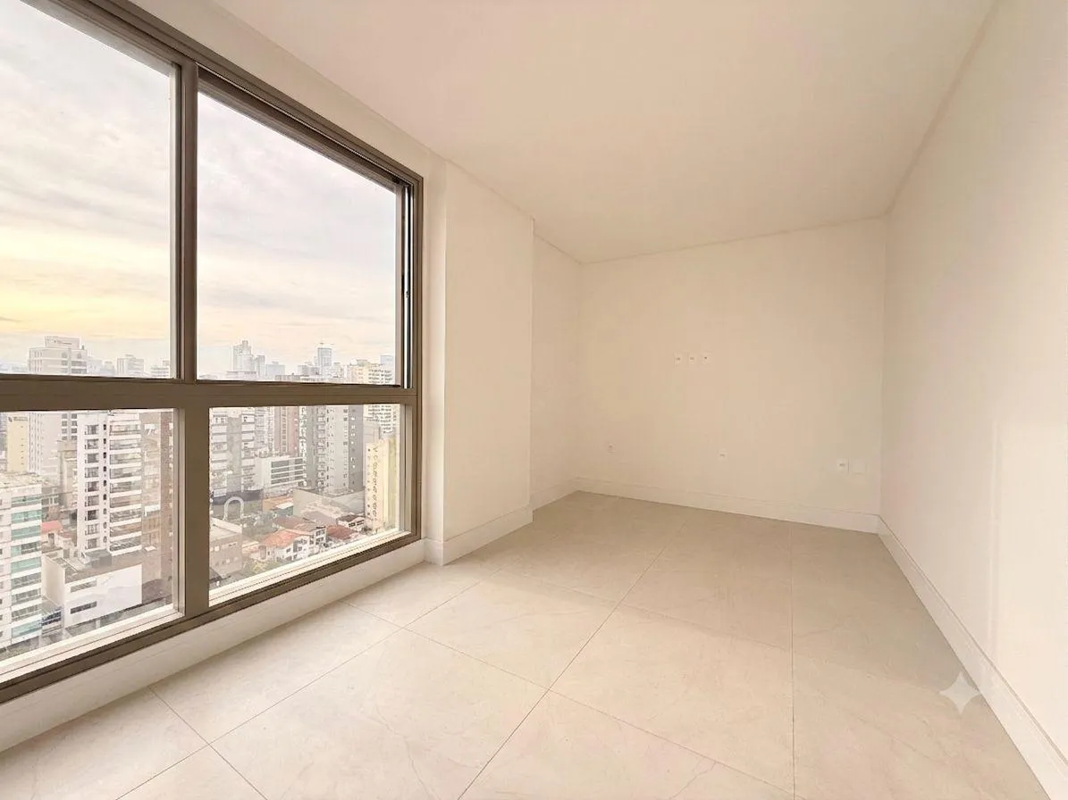 Imagem Apartamento à venda com 135m2 por R$ 2.250.000,00