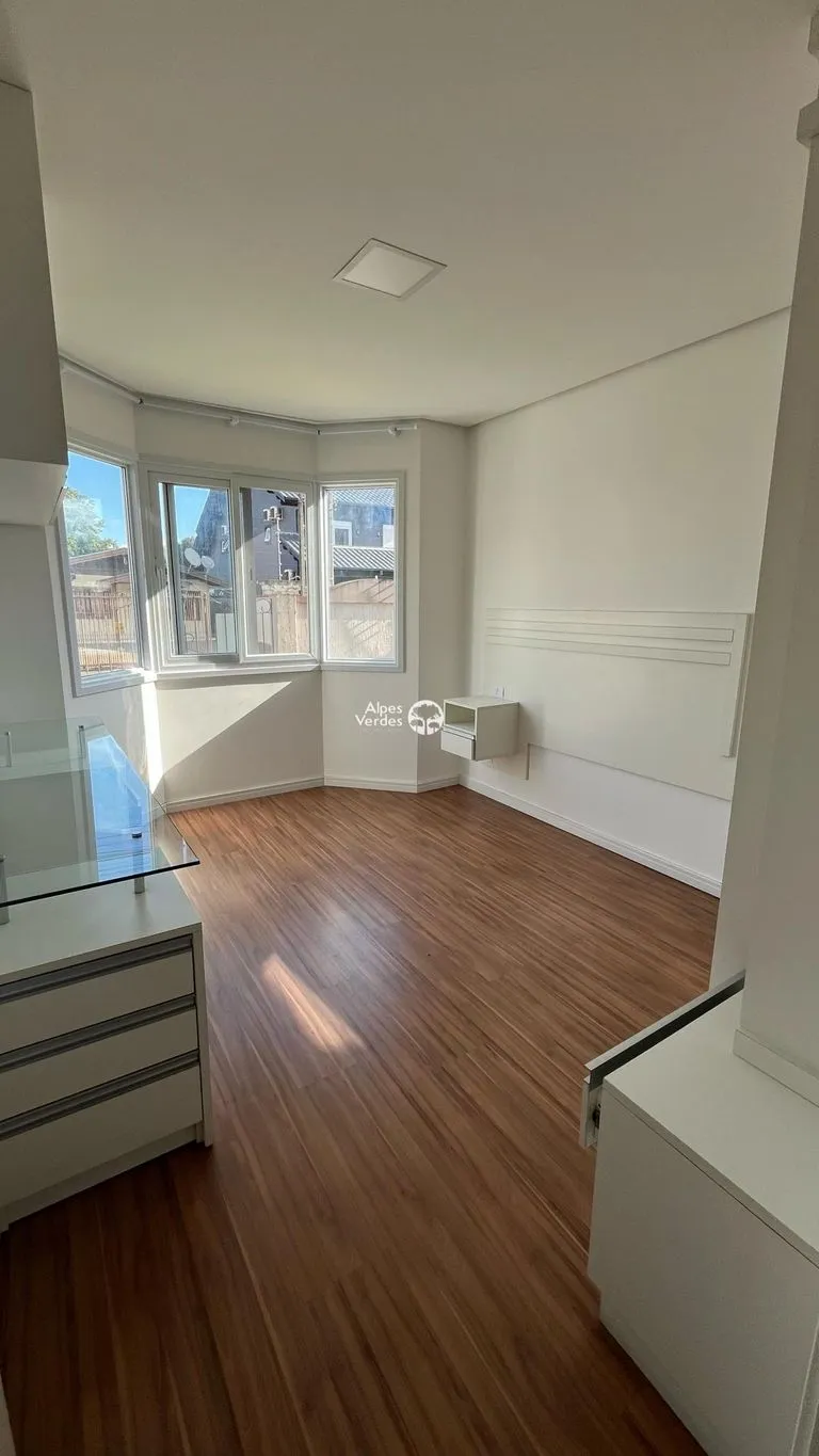 Imagem Vende-se apto no centro de Canela-2 quartos- R$669.000,00