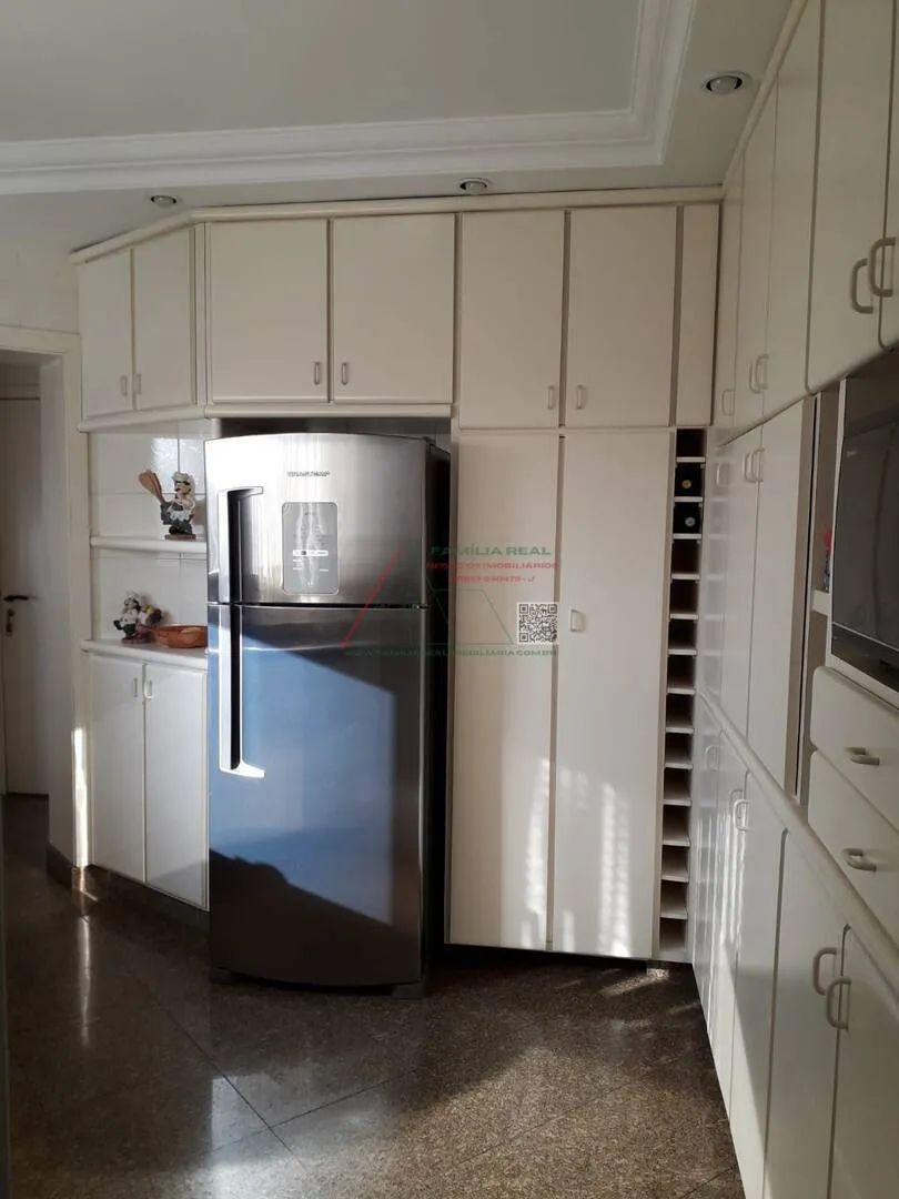 Imagem Apartamento Alto Padrão, 3 Dorms, sendo 1 Suíte e 1Suíte empregada, a venda, na Vila Gomes Cardim.