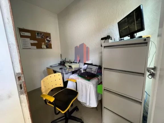 Imagem CASA EM INTERLAGOS 2
