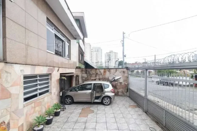 Imagem Sobrado 3 Dorm e Edícula com 4 vagas - próximo Metrô e Parque Ceret