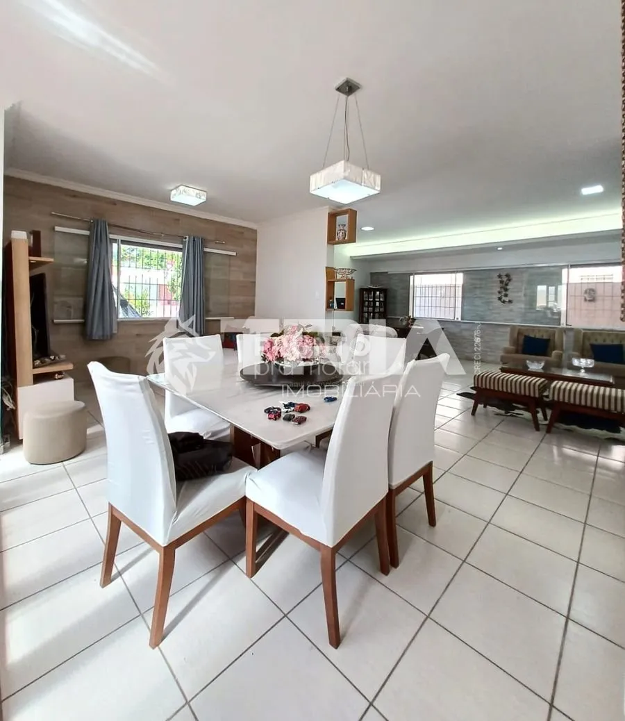 Imagem Casa de 5 quartos, 466m² no bairro Bairro Novo, em Olinda