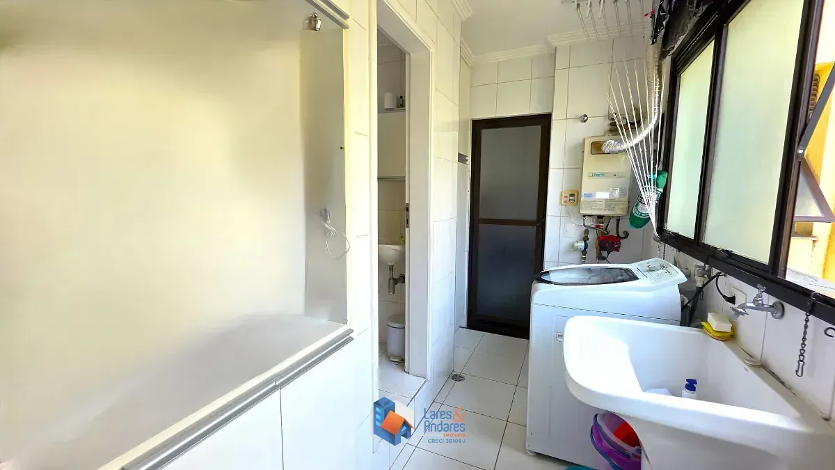 Imagem Cobertura para venda em Vila Hamburguesa com 4 quartos, sendo 2 suítes, 227m²