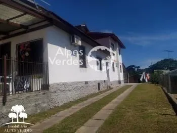 Imagem Vende-se casa com 3 quartos, 610m2, em Canela, Centro