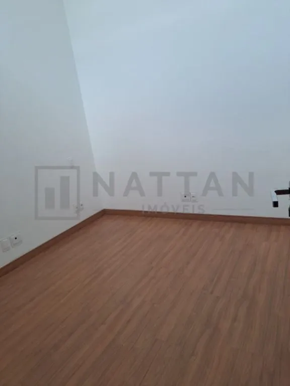 Imagem Imóvel para locação com 3 suítes, 130 m², quintal e acabamento de alto padrão