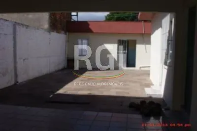 Imagem Casa para Venda - 180m², 3 dormitórios, sendo 1 suites, 3 vagas - Vila João Pessoa