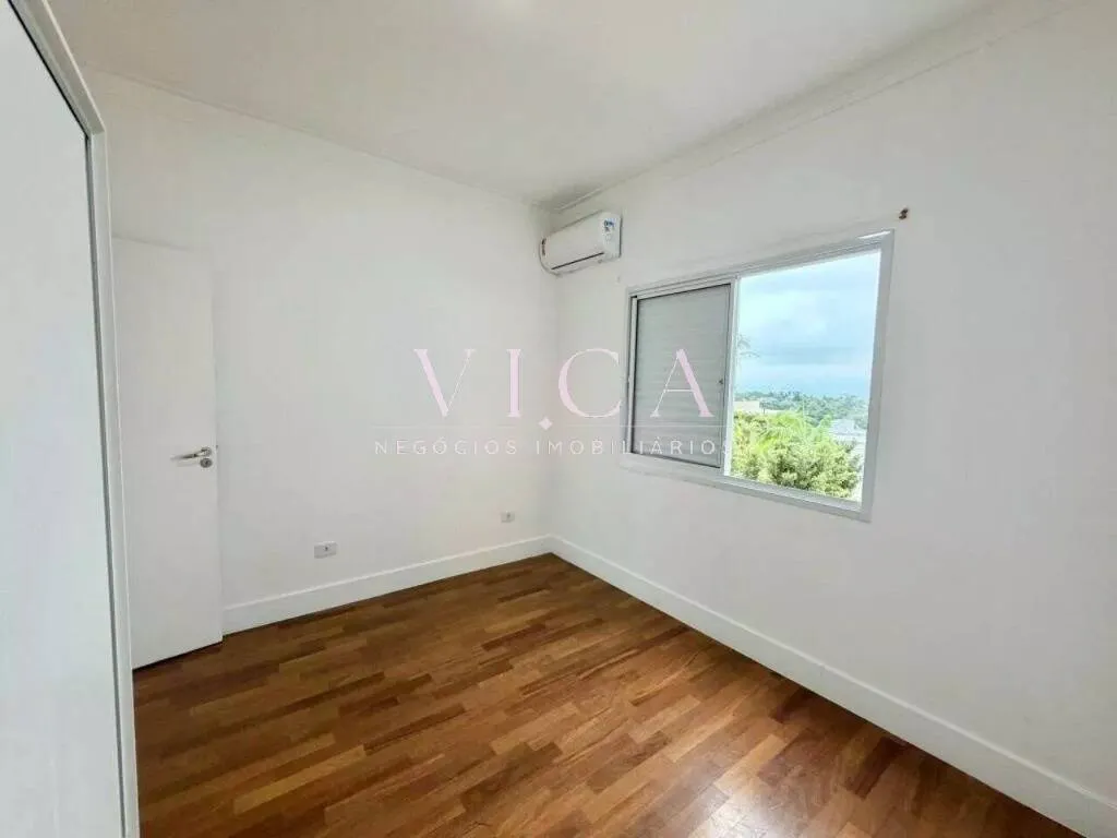 Imagem Valville 1| Casa 3 suítes, vista reserva, espaço gourmet - R$ 12.900,00 mês