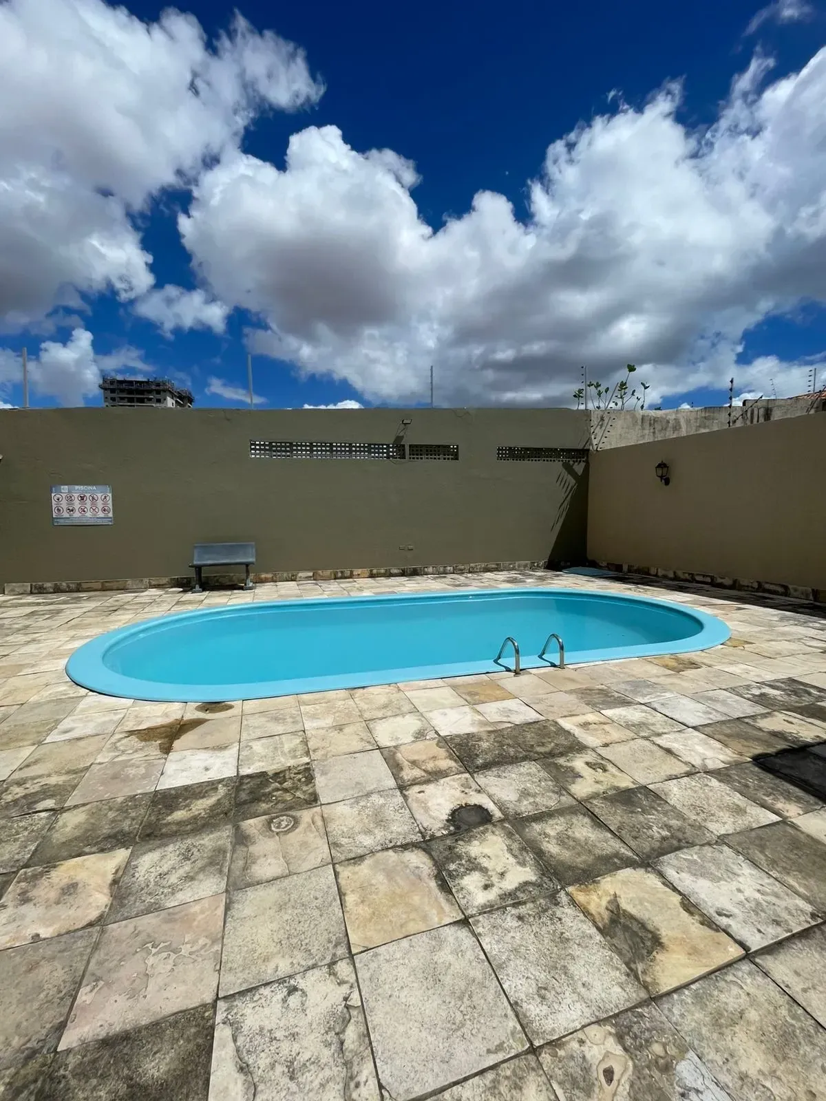Imagem Apartamento com 2 Quartos à Venda, 60 m² em Presidente Kennedy - Fortaleza