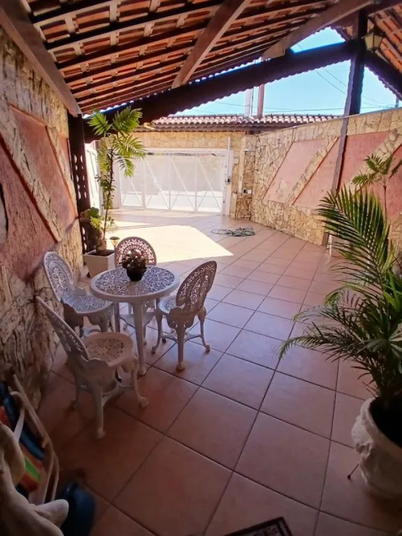 Imagem CASA COM 100,00 m² - MARACANÃ - PRAIA GRANDE SP