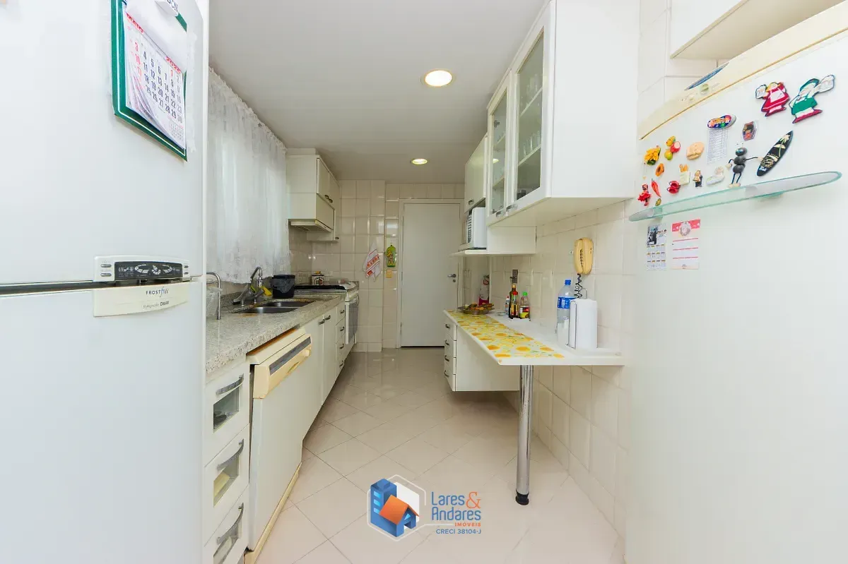 Imagem Apartamento para venda em Campo Belo com 4 quartos, sendo 3 suítes, 242m²