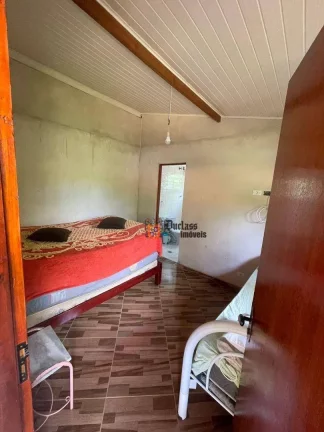 Imagem Chácara com 3 dormitórios à venda, 1013 m² por R$ 650.000,00 - Camanducaia - Camanducaia/MG