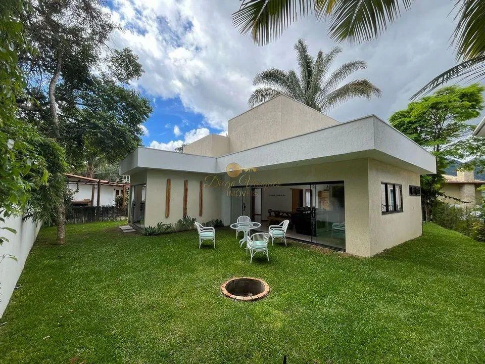 Imagem Casa em Condomínio para Venda em Teresópolis / RJ no bairro Vargem Grande