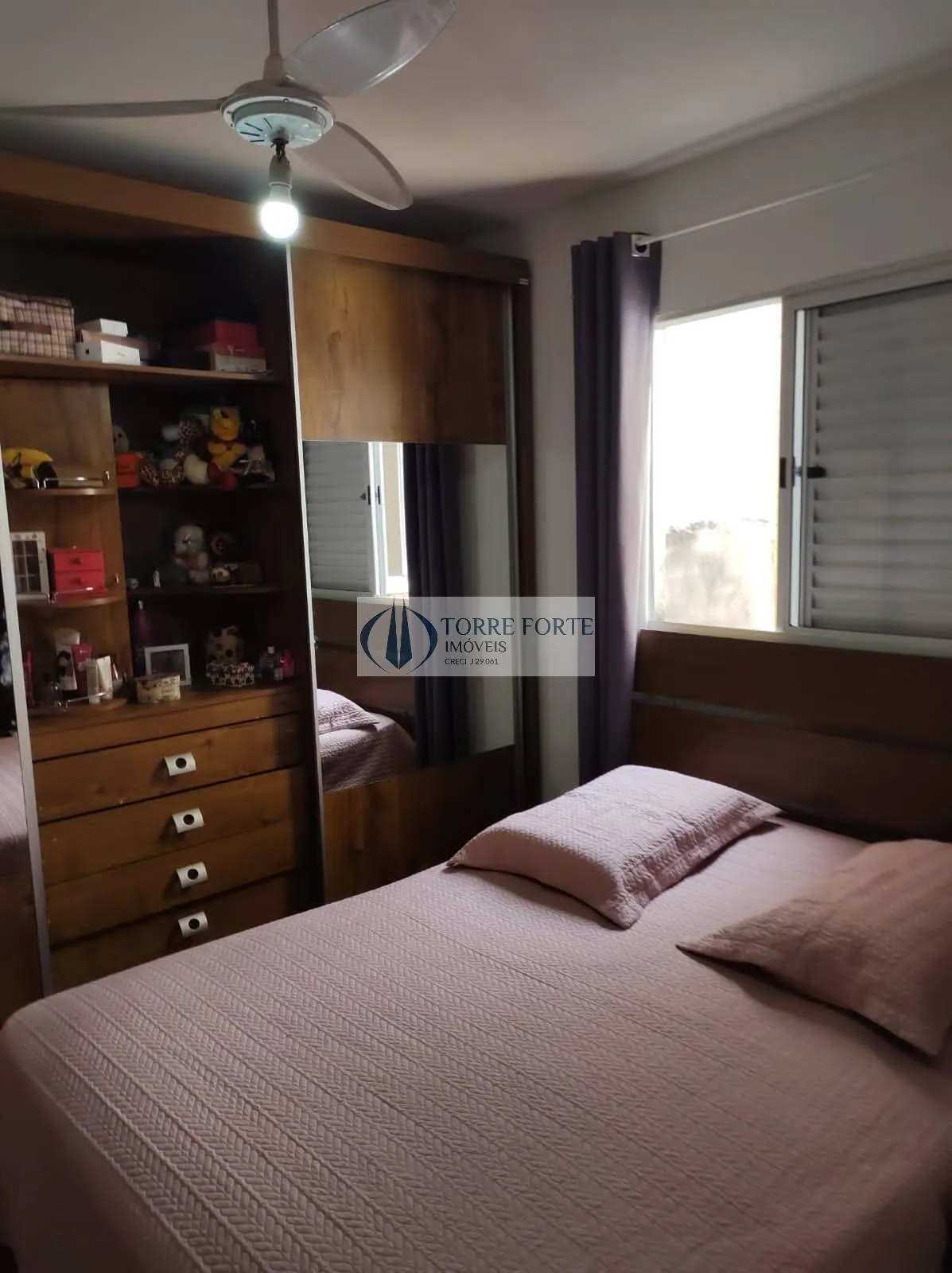 Imagem Sobrado em condominio com 3 dormitórios, 1 suite, 3 vagas na Vila Bertioga