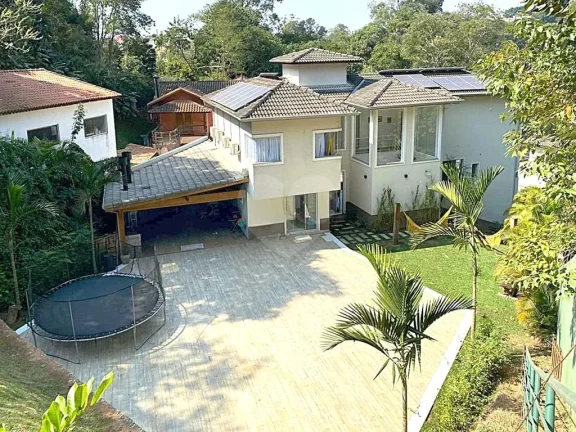 Imagem Casa à venda com 4 quartos, sendo 3 suítes, no condomínio Vilarejo, Carapicuíba - SP
