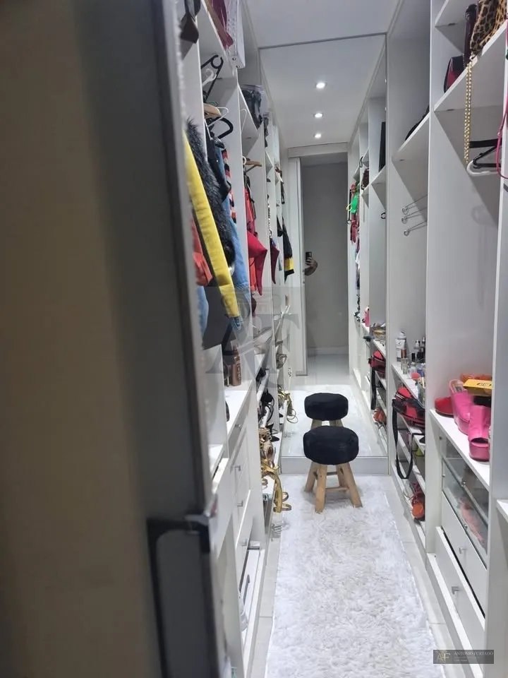 Imagem Casa à venda em Vila Carrão, São Paulo