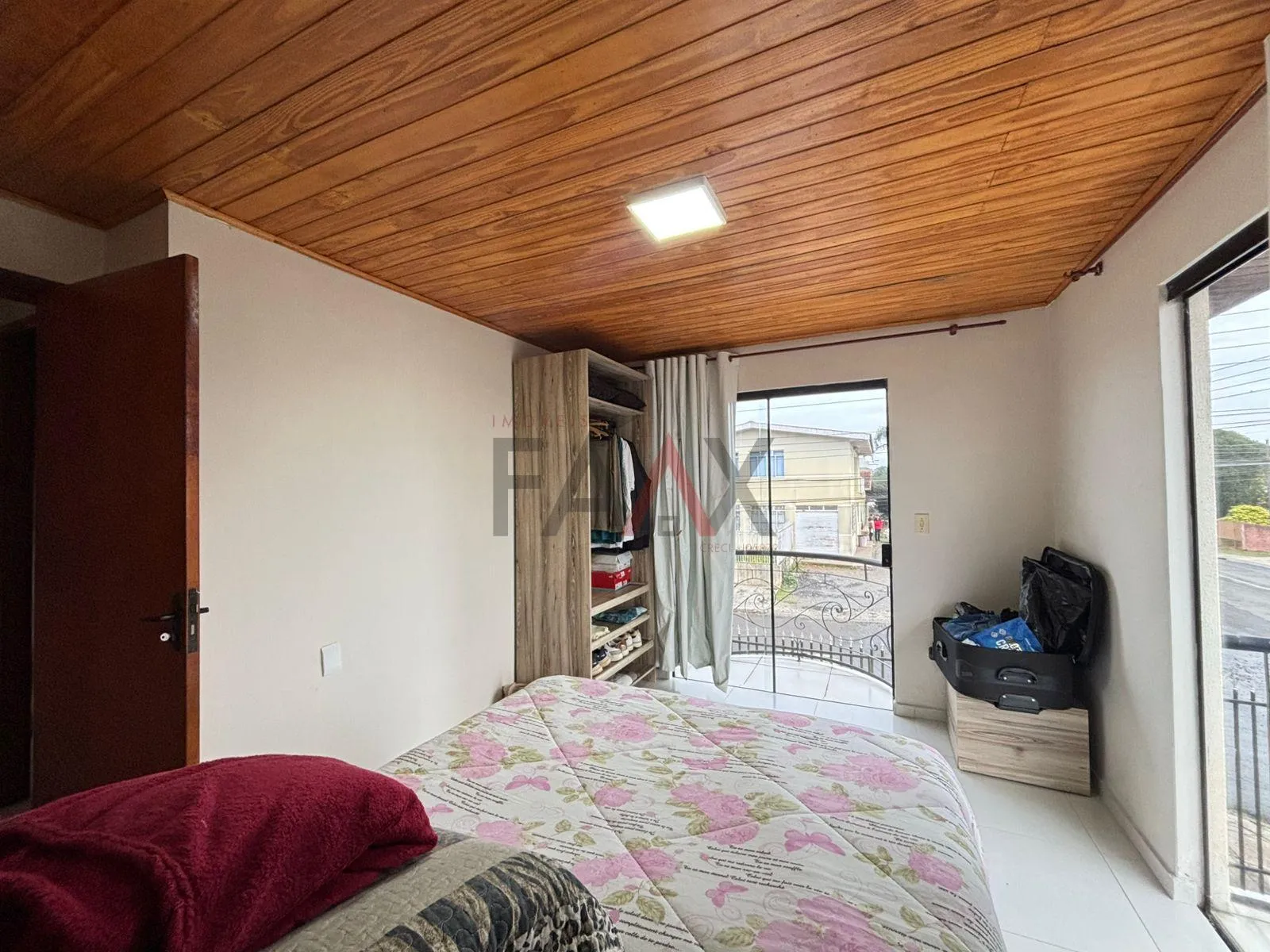 Imagem Sobrado com 4 quartos à venda,236.51 m², SANTANA, GUARAPUAVA - PR