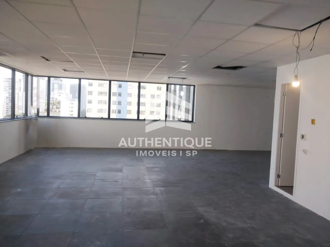 Imagem TORRE 2000 PINHEIROS - Sala Comercial em Pinheiros à venda