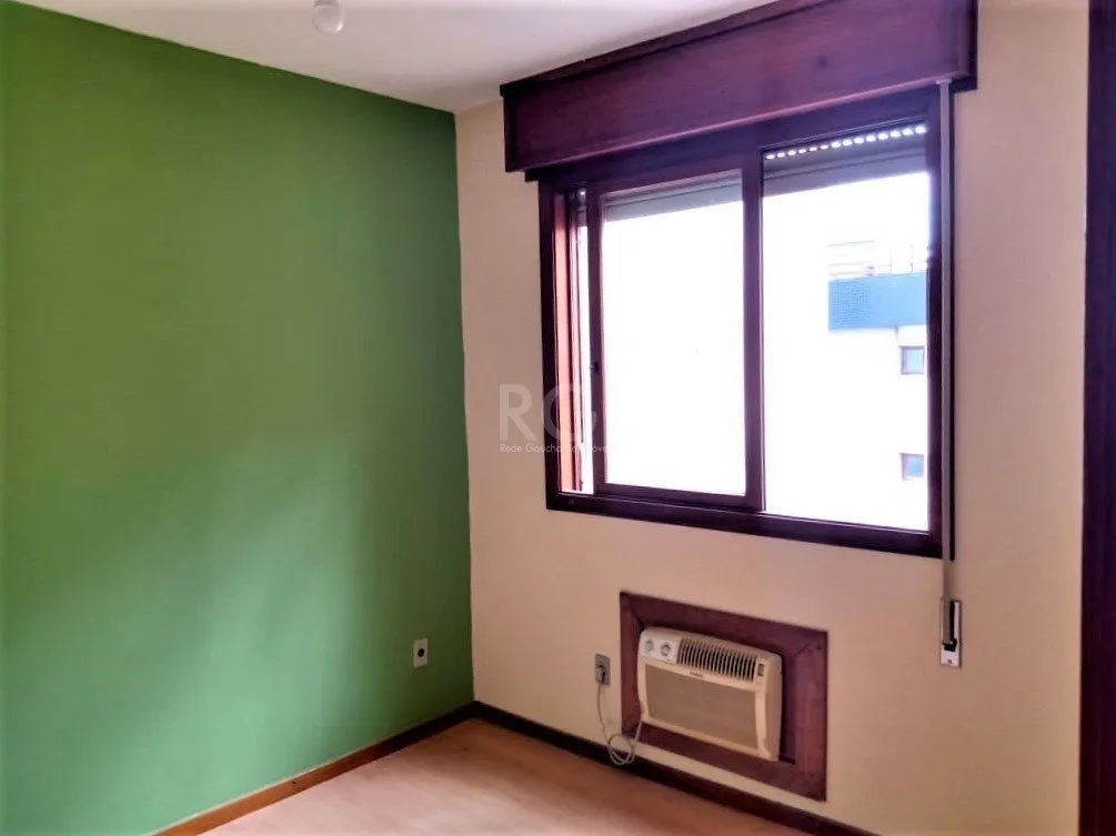 Imagem Apartamento para Venda - 53m², 2 dormitórios, 1 vaga - Petrópolis