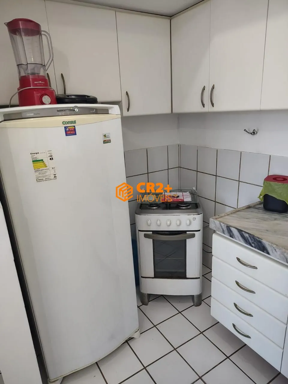 Imagem Vendo flat á menos de 100 metros do Mar, na Avenida Bernardo Vieira de Melo