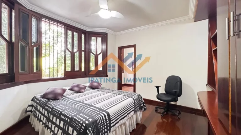 Imagem casa incrível no Bairro das Águas, com uma estrutura impecável e ambientes pensados para proporcionar conforto e funcionalidade.