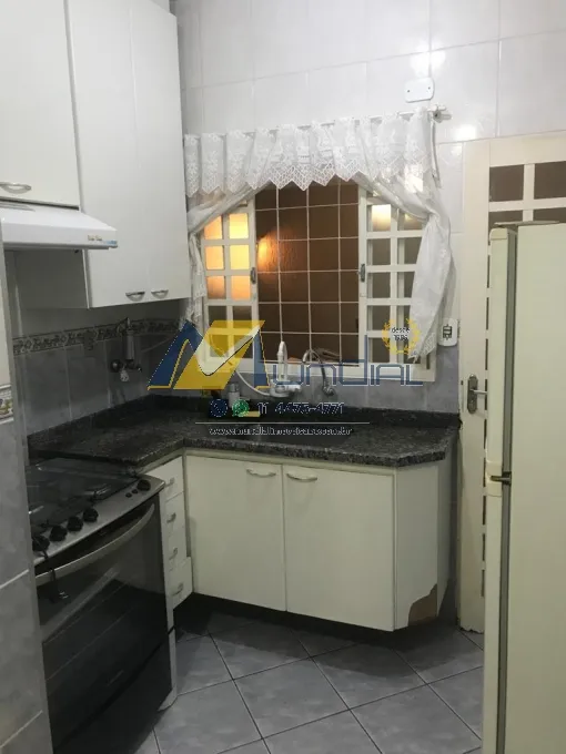 Imagem Alugo Galpão com 705mts² de area construida. Características