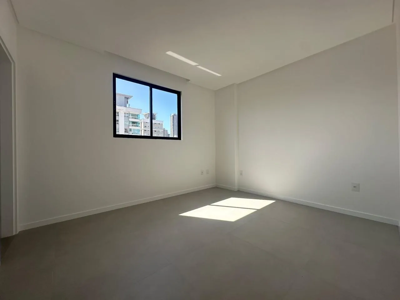 Imagem Apartamento à venda com 1192m2 por R$ 1.500.000,00