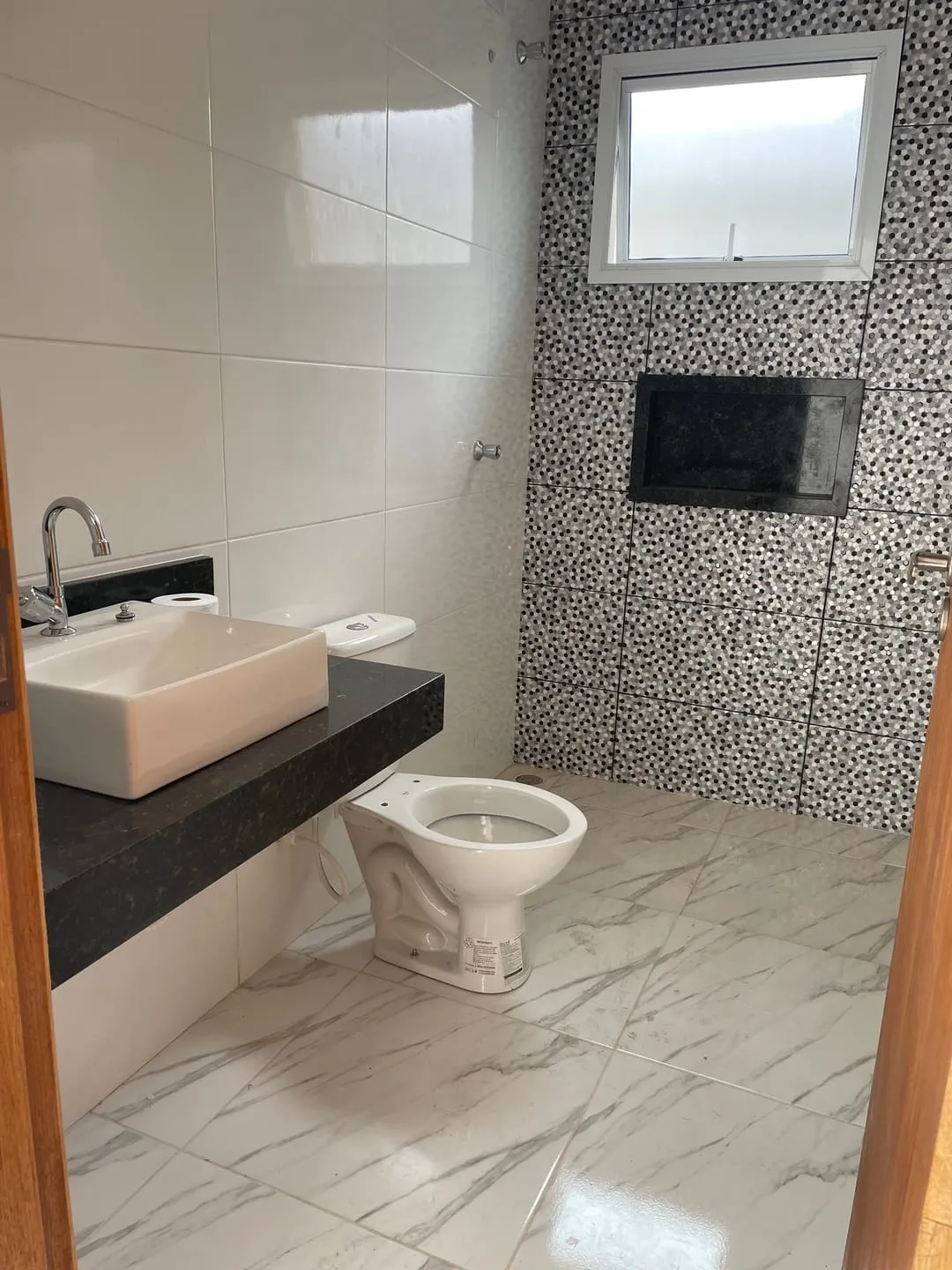 Imagem Casa à venda 3 Quartos, 1 Suite, 4 Vagas, 258M², Campo Alegre, Pindamonhangaba - SP | Condomínio Moema Ville