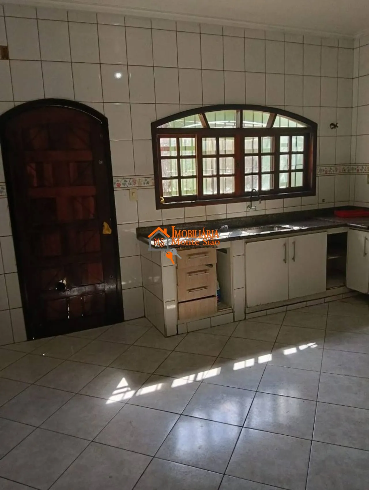 Imagem Sobrado com 3 dormitórios à venda, 130 m² por R$ 419.000,00 - Jardim Bom Clima - Guarulhos/SP