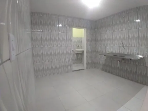 Imagem Casa com 2 Quartos para Alugar, 60 m² em Jacarepaguá - Rio de Janeiro