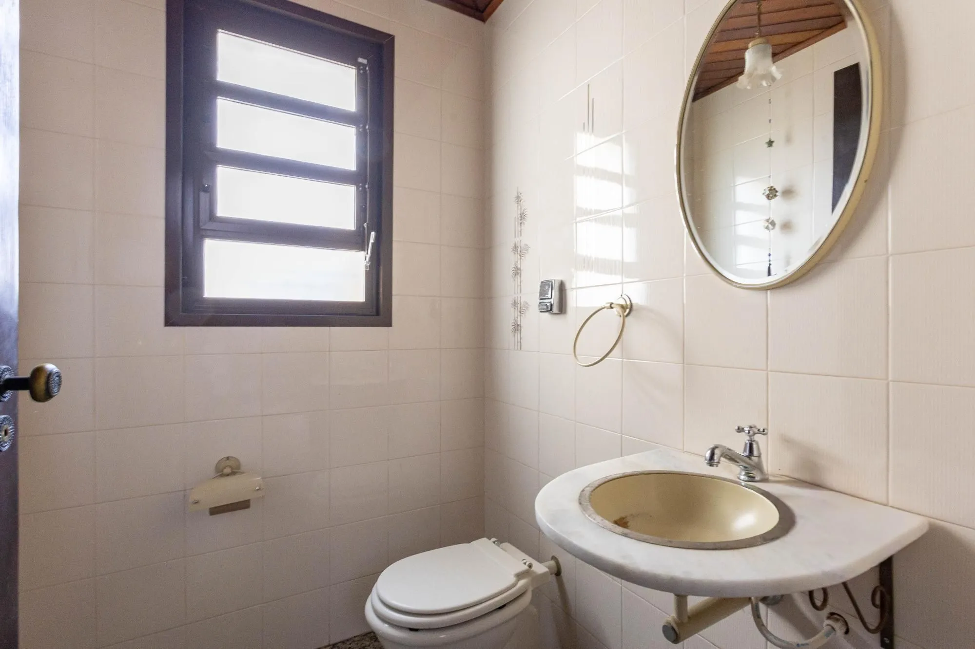 Imagem CASA SOBRADO 3 DORMITÓRIOS 1 SUITE 3 VAGAS NO BAIRRO HIGIENÓPOLIS EM PORTO ALEGRE