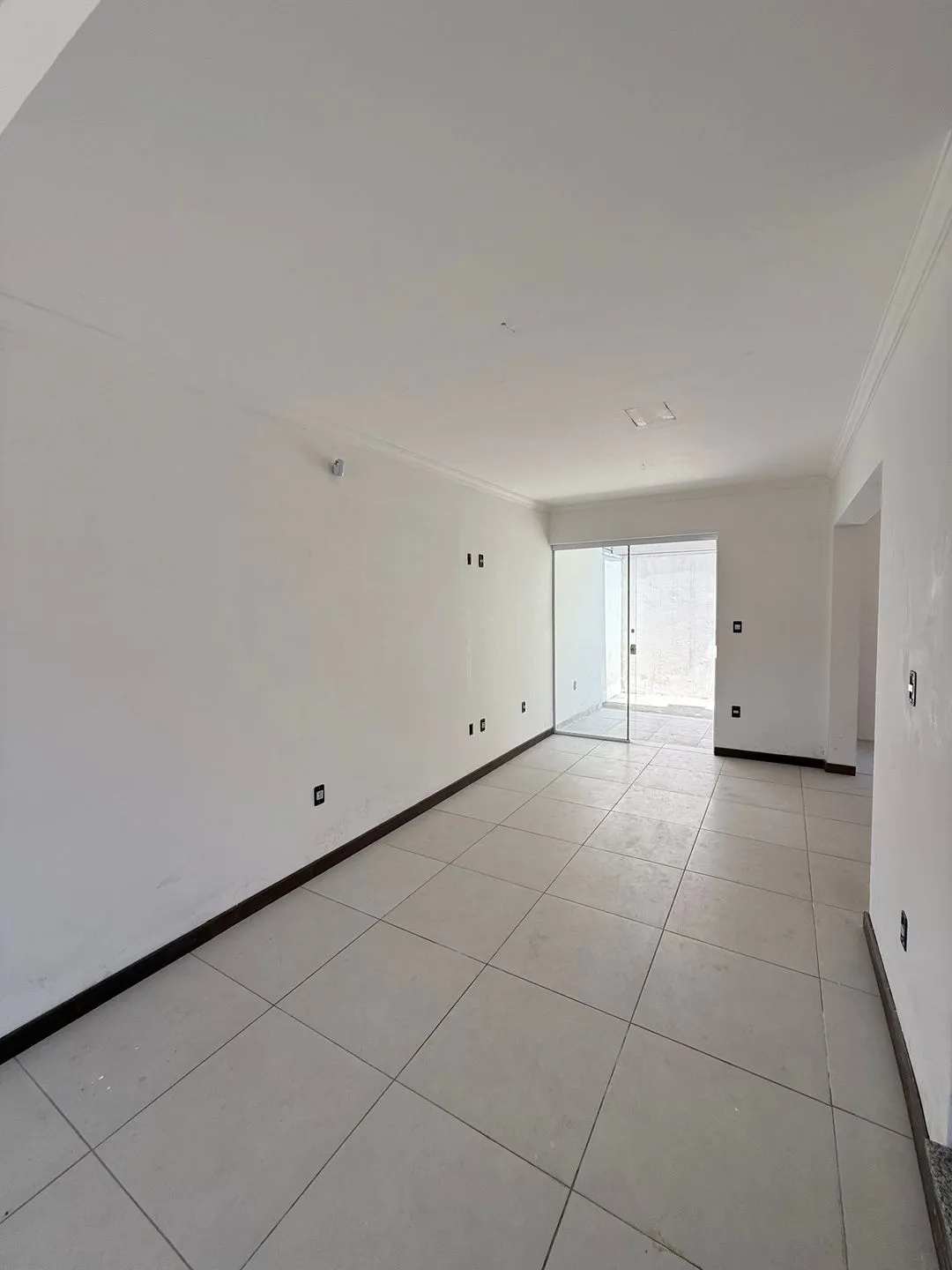 Imagem Casa à venda em Porto Alegre, Camaquã, com 3 quartos, 230m2