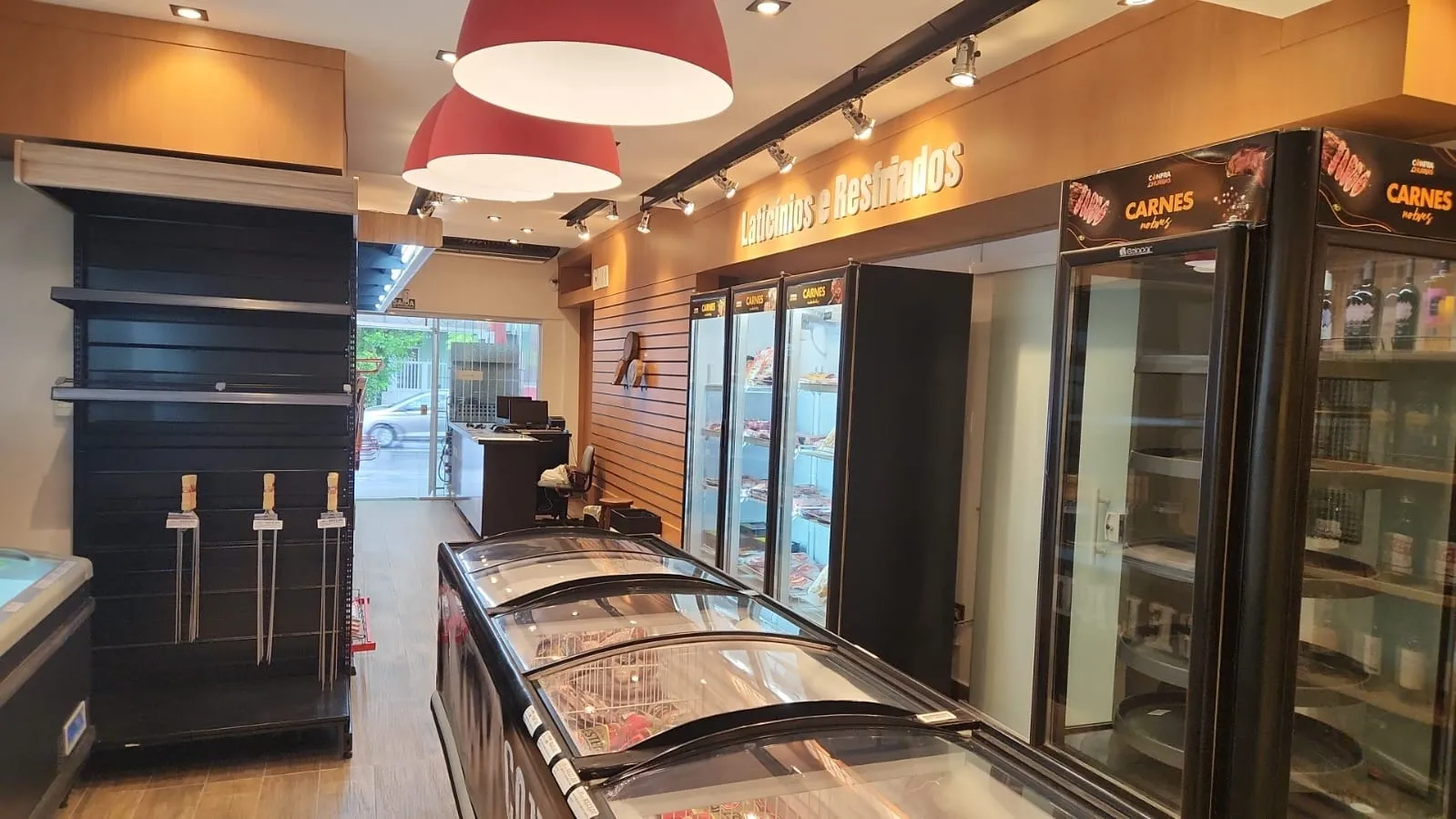 Imagem Ponto Comercial Raridade Carnívora: Uma Jornada Sensorial na Boutique de Carne Espetacular em Santos