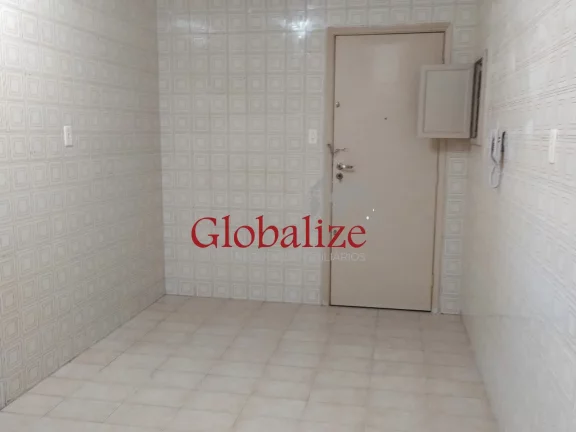 Imagem Apartamento 2 dormitórios sendo 1 suite, com dependência completa e garagem demarcada,no Marapé em Santos por R$ 495.000,00