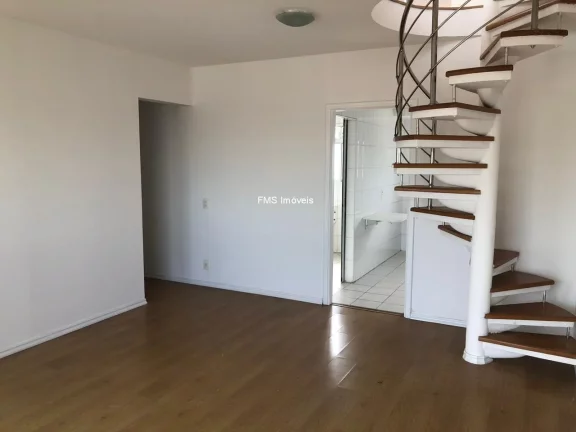 Imagem Luxuosa cobertura de 3 quartos no Alto da Lapa, São Paulo-SP: 2 suítes, 2 salas, 3 vagas de garagem e 167m² de área!