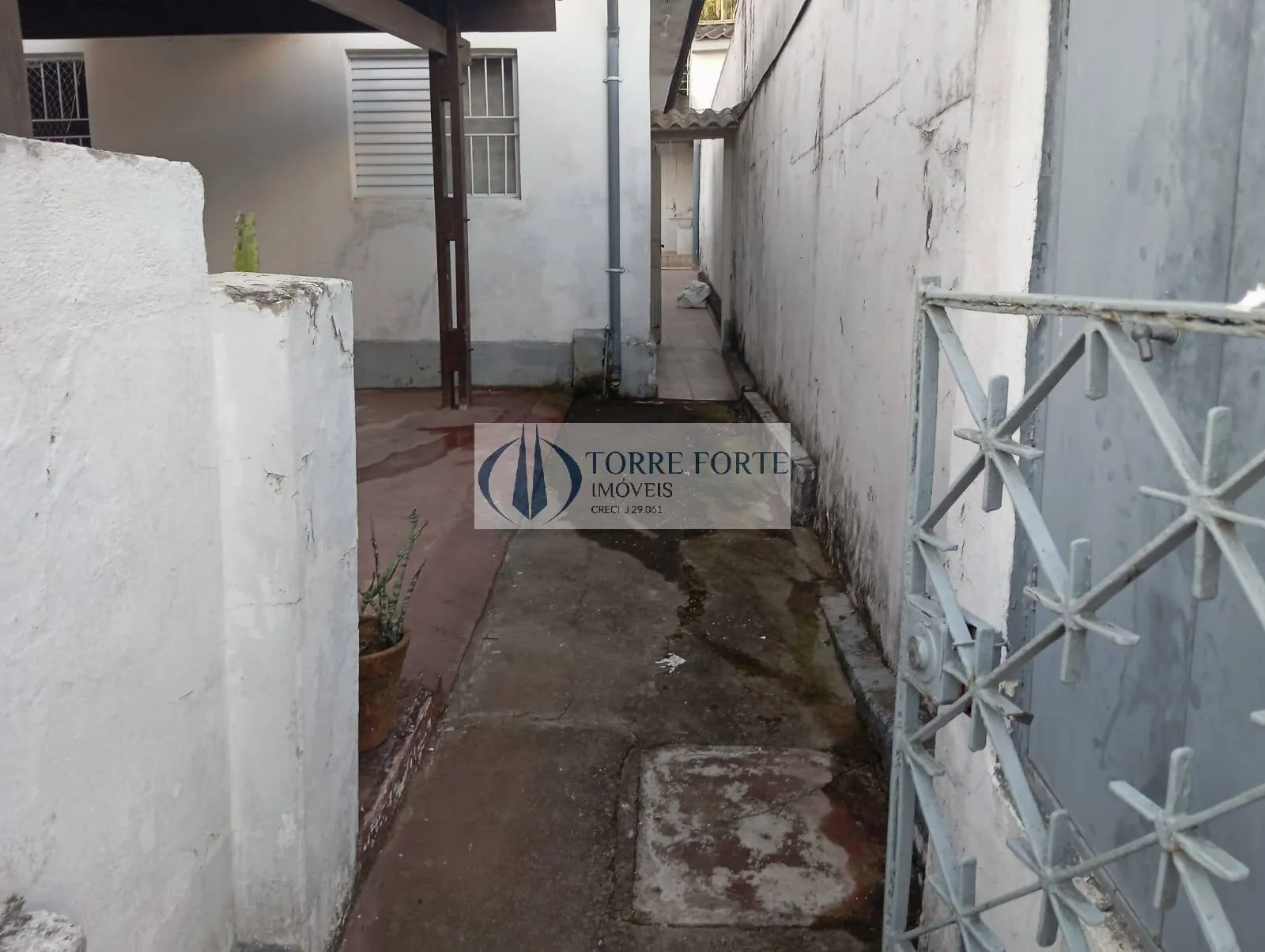 Imagem 3 casas no mesmo terreno na Vila formosa