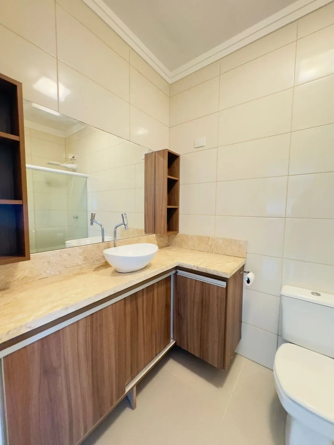 Imagem Casa à venda em Torres, Getúlio Vargas, com 2 quartos, 65m2