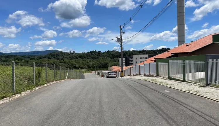 Imagem Casa à venda em Campo Largo/PR