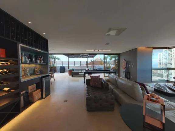 Imagem Cobertura com 4 Quartos e 6 banheiros à Venda, 540 m² melhor localização.
