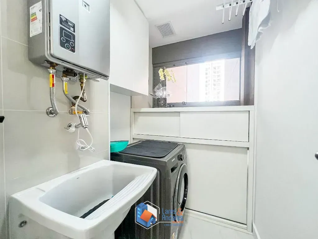 Imagem Apartamento para venda em Moema com 2 quartos, sendo 2 suítes, 74m²