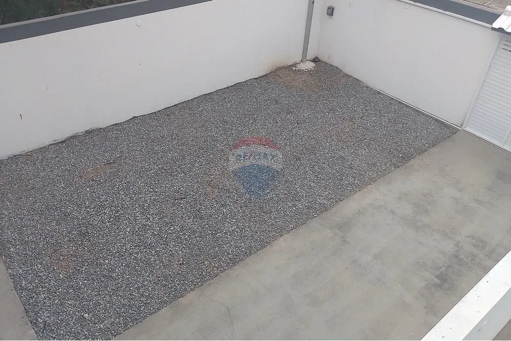 Imagem Casa com 2 quartos para venda em Pedra de Guaratiba.